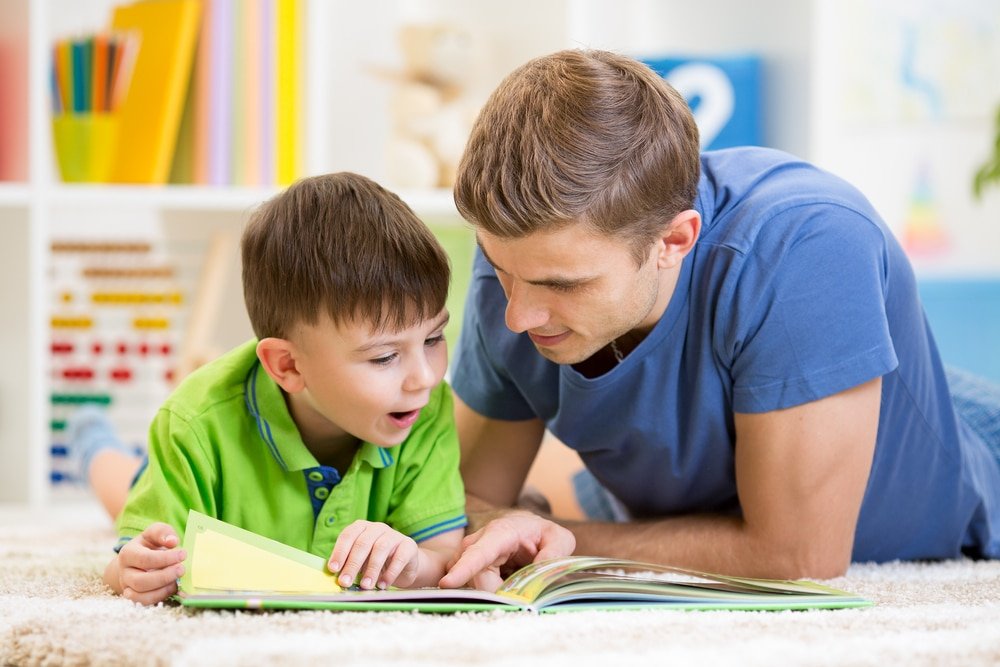 7 Tips Ajar Anak Membaca Sebelum Usia 4 Tahun. Seronok! 2
